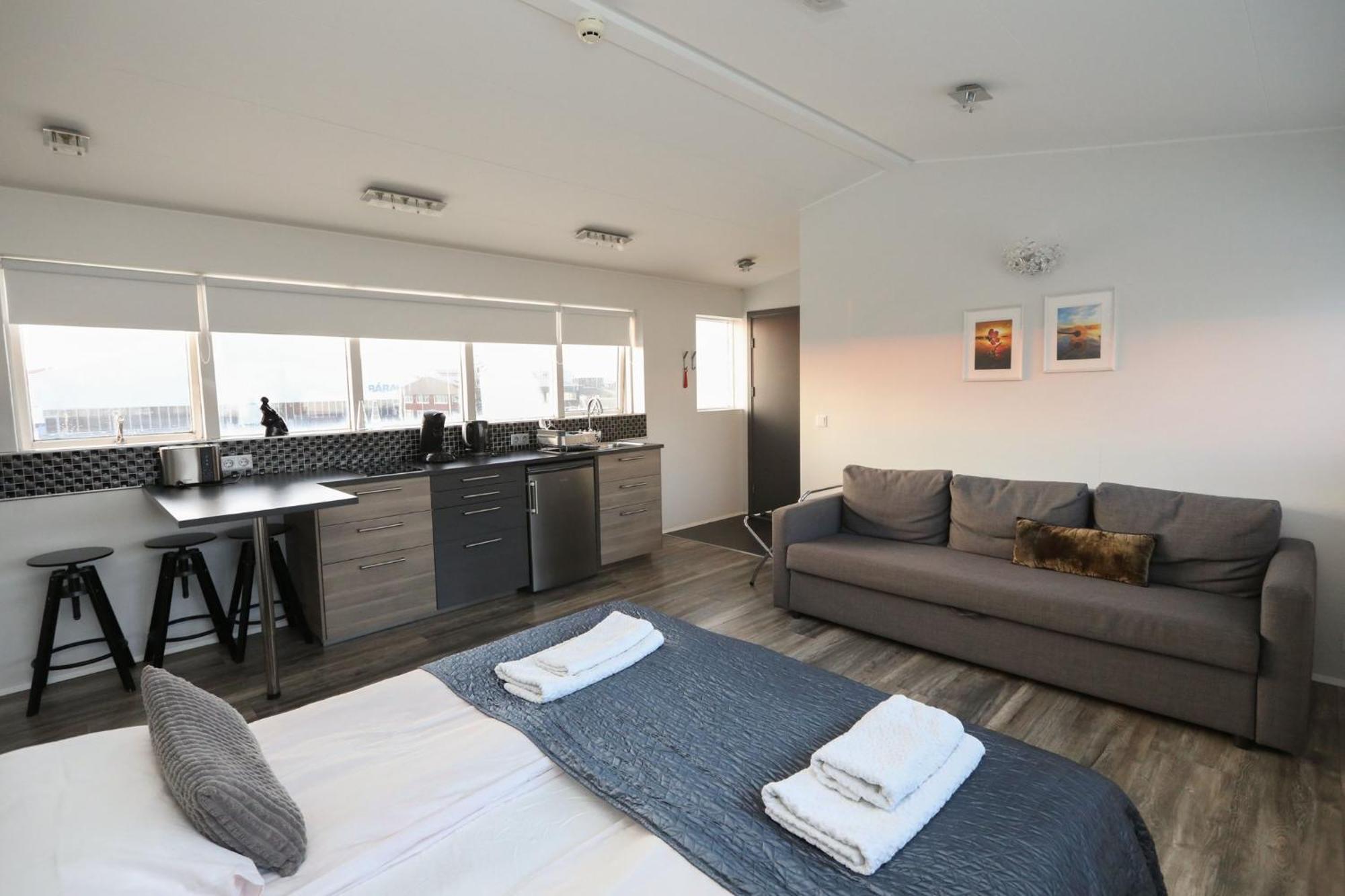 Skyjaborg Apartments Хофн Экстерьер фото